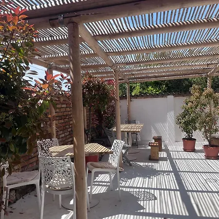 Guest house Opera Vama Veche