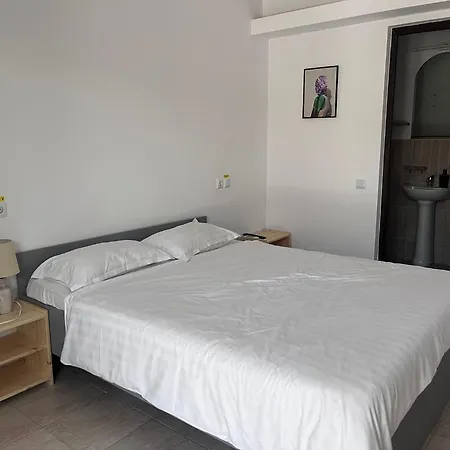 Opera Guest house Vama Veche